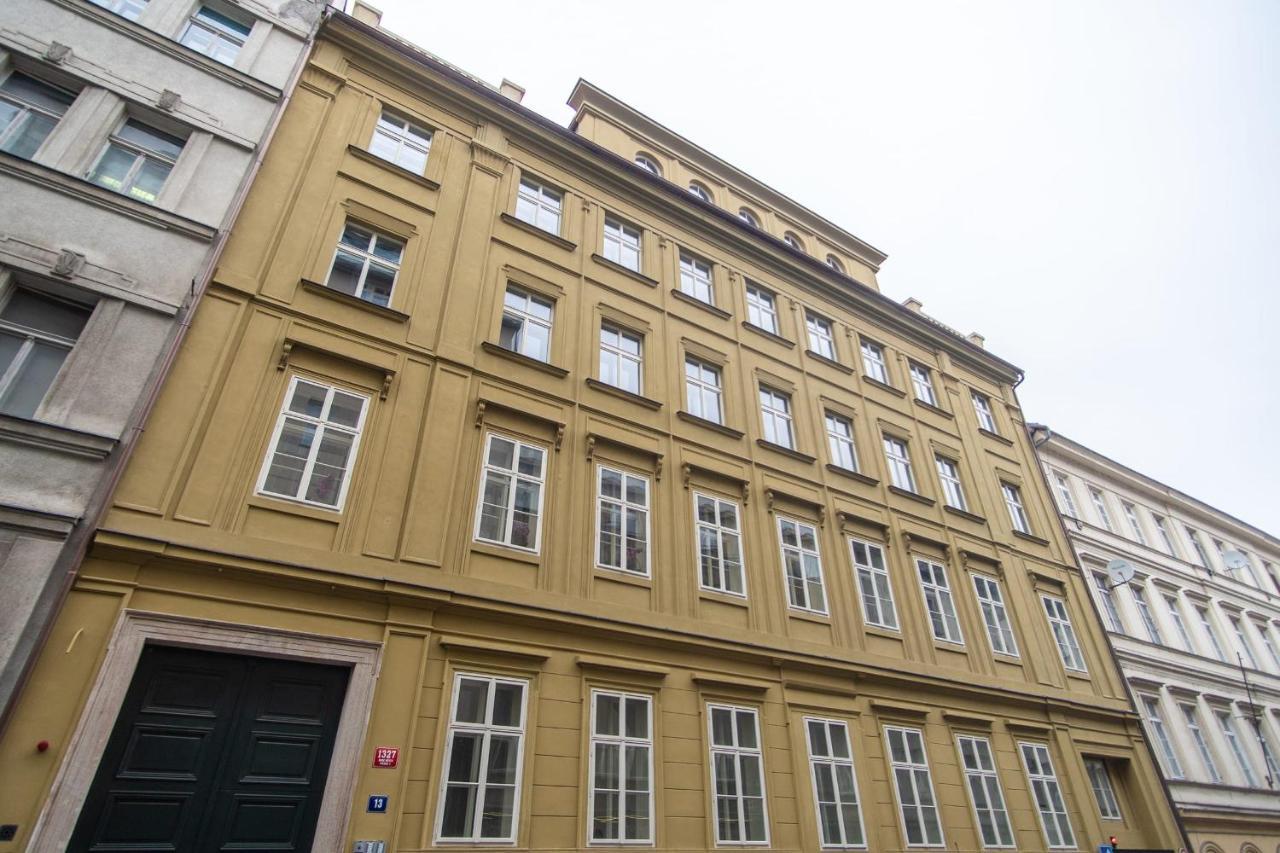 Apartment With Balcony Praga Exterior foto